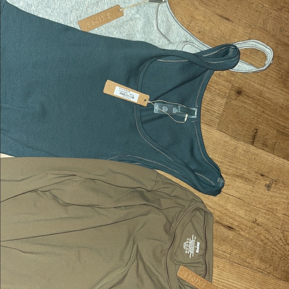 SKIMS BUNDLE 3 items